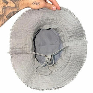 כובע ASH RIPPED BUCKET אפור
