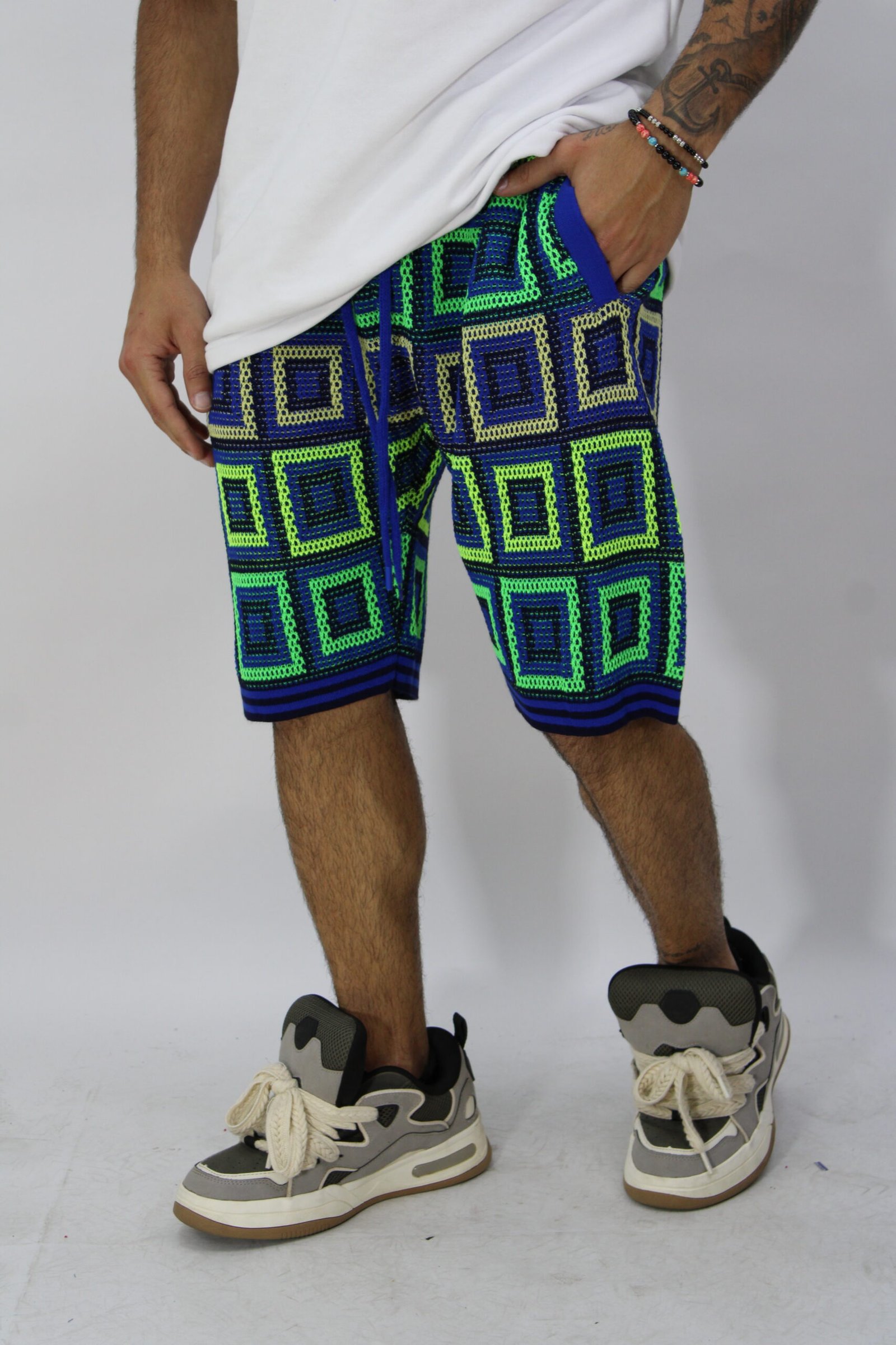 CROCHET BLOCK SHORTS כחול