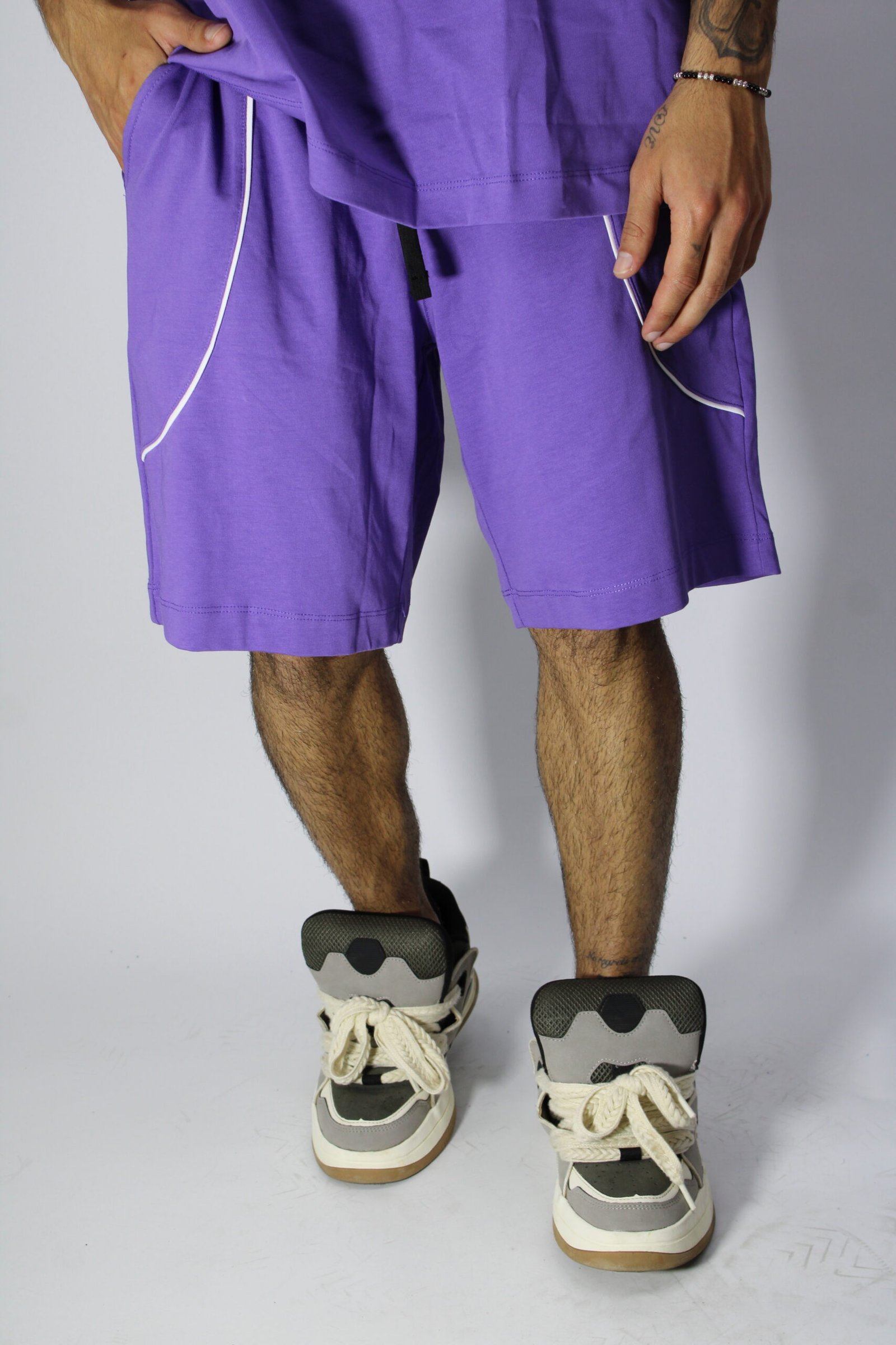 LINES SHORTS סגול
