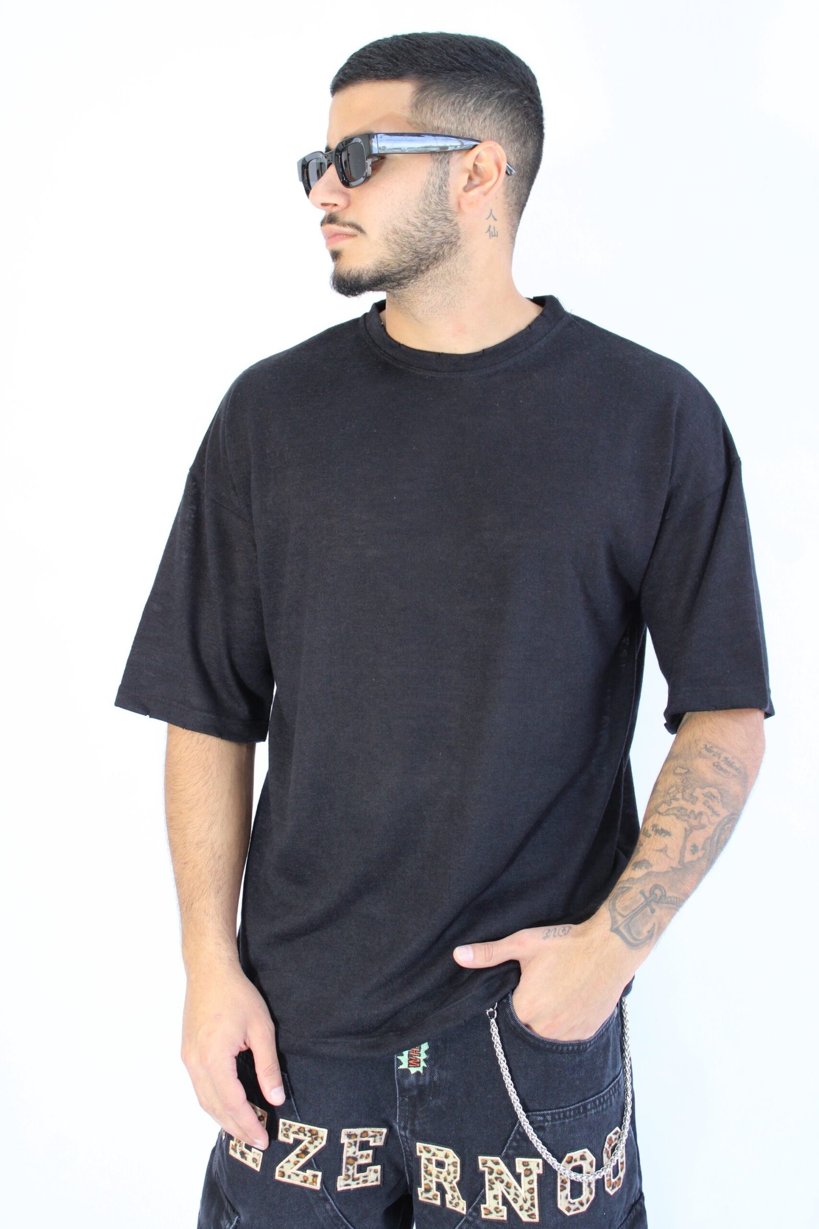 LINEN T Black