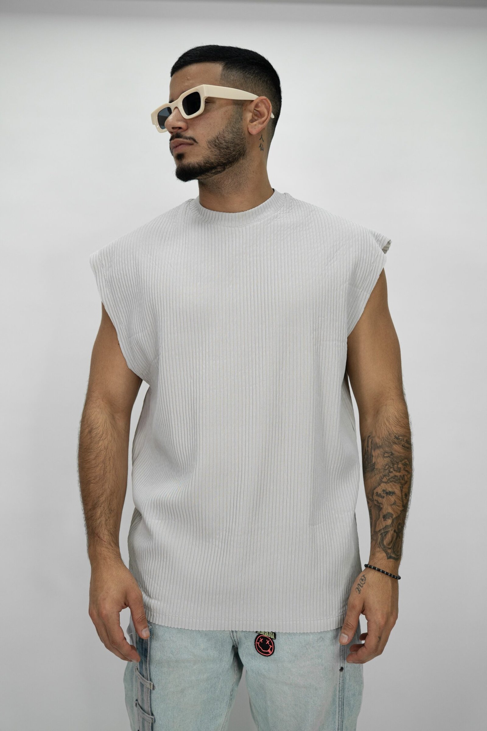 SOFT CORDUROY SLEEVELESS