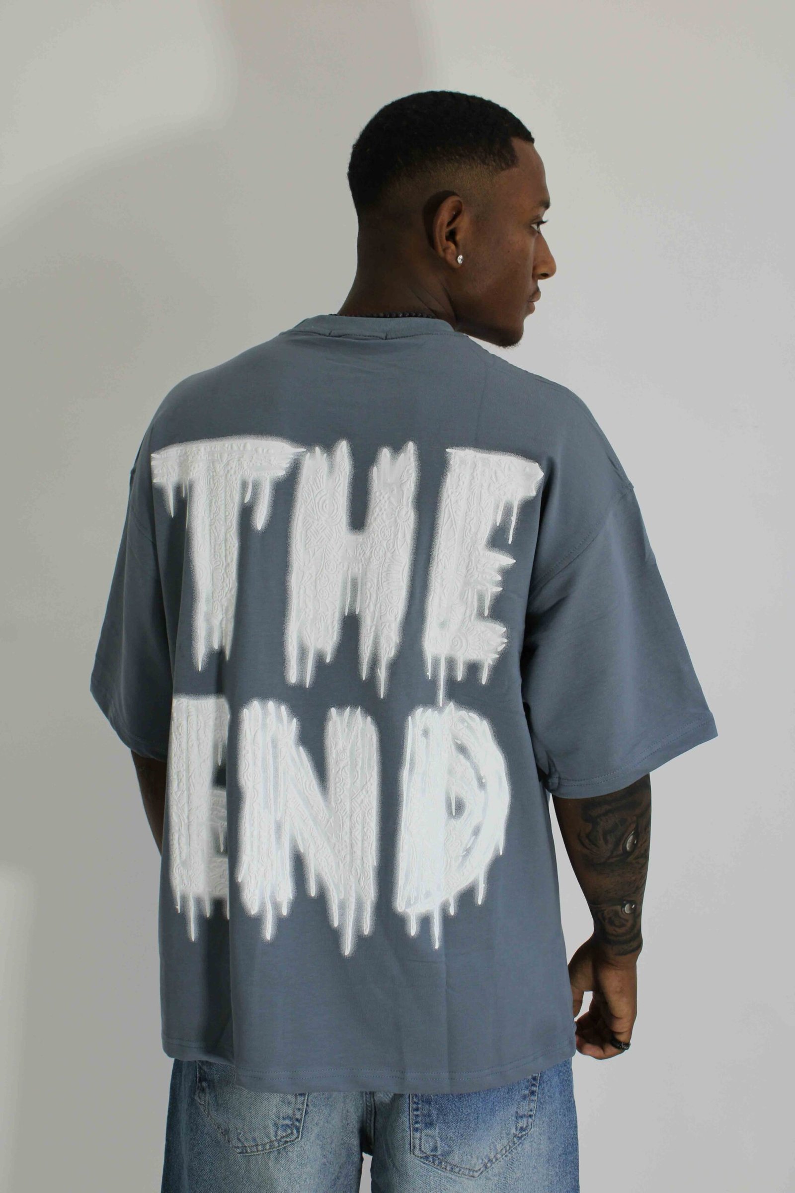 THE END OVERSIZE T