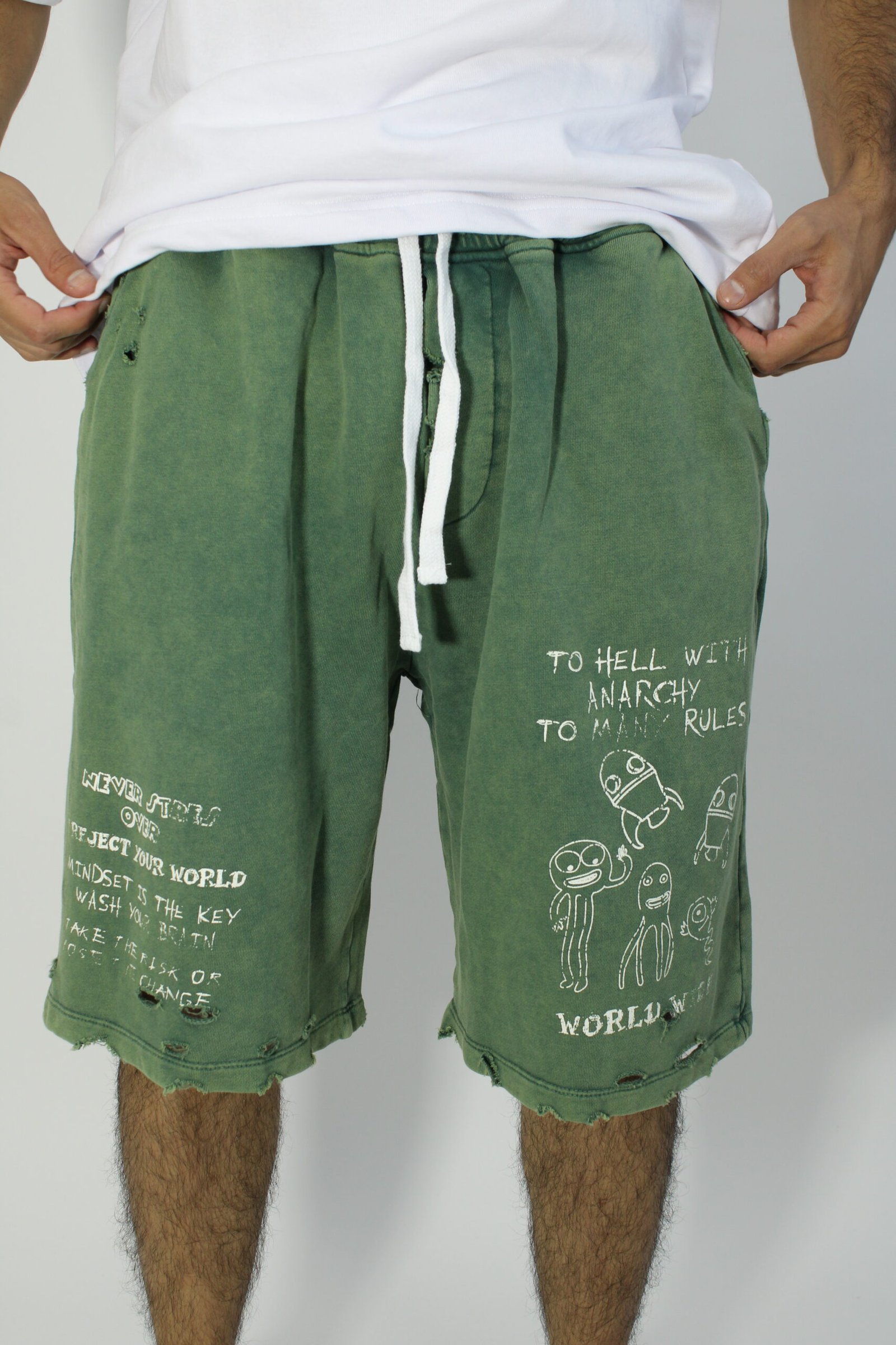 WASHED GREEN SHORTS