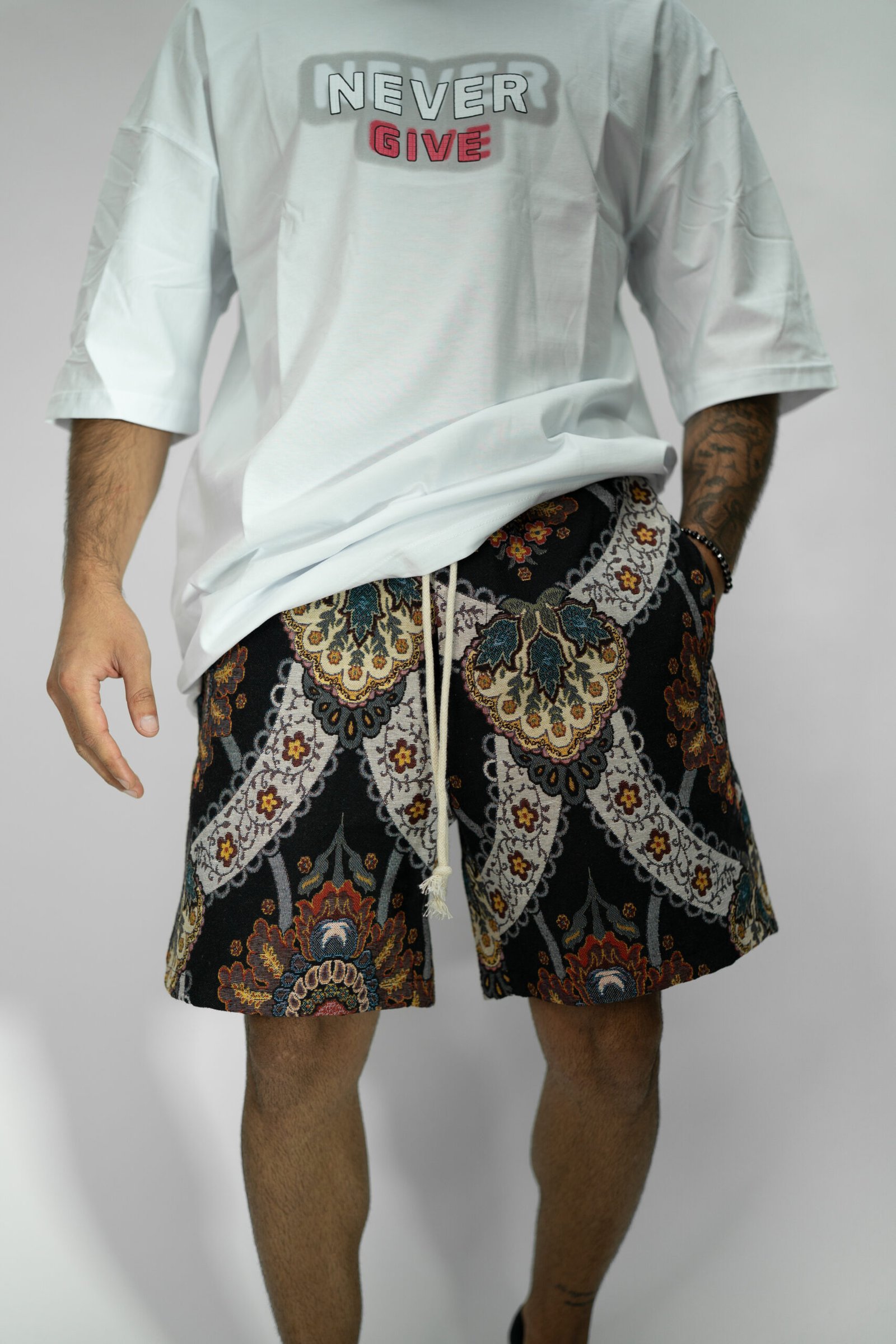 ROYAL TAPESTRY SHORTS